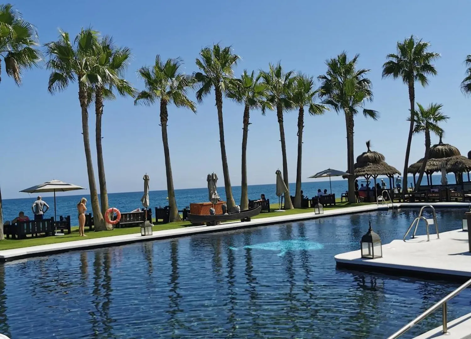 Los Arqueros Golf Luxury Boutique Development In A Gated Community With All Facilities In Walking Distance Benahavis Apartment