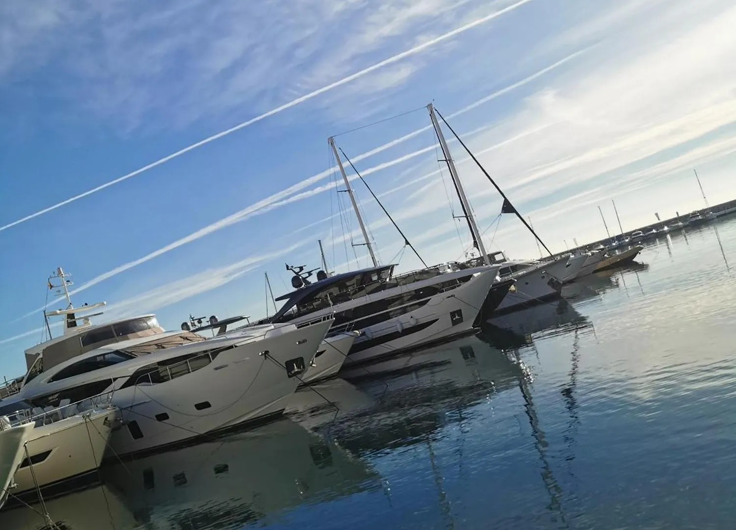 Apartment Los Arqueros Golf Luxury Boutique Development In A Gated Community With All Facilities In Walking Distance Benahavis Spain